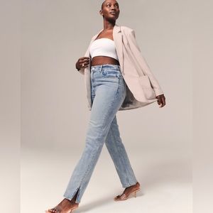 Abercrombie Curve love Ultra High rise 90’s Straight